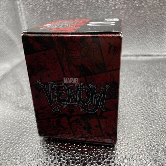 Funko Minis Bobble-Head – Venomized Captain Marvel (#08) 3" Figure - Picture 4 of 6